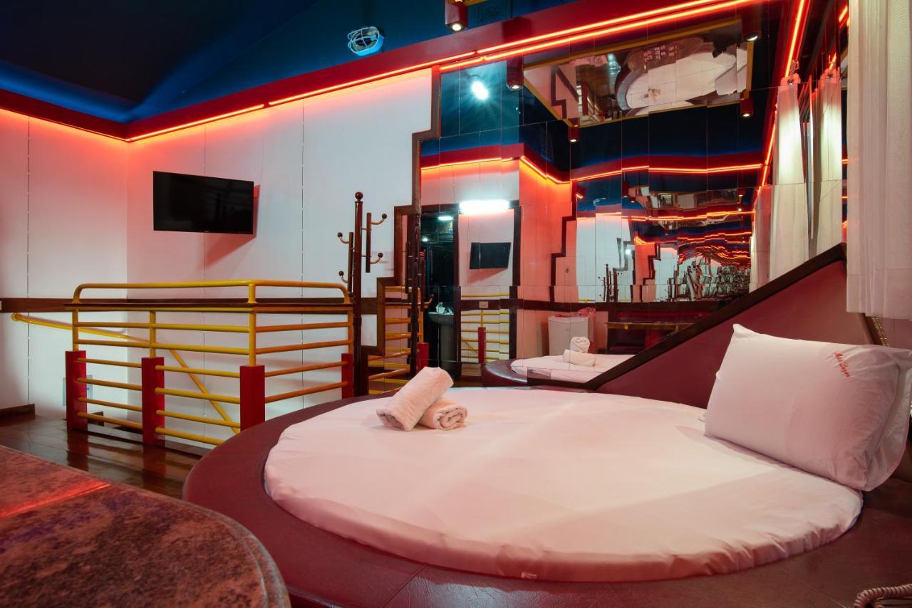 Motel Fantasy 5 Белу-Оризонти Экстерьер фото